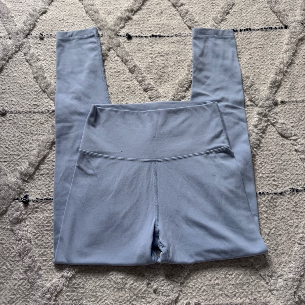 Aritzia TNAction Leggings